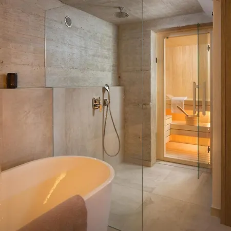 Wonderful Brac 4 Bedrooms Sea Gem Private Infinity Pool Villa