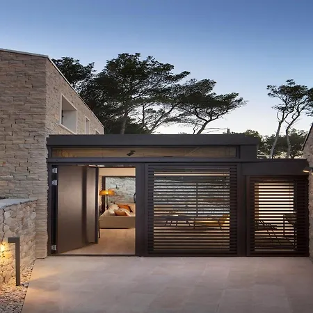 Wonderful Brac 4 Bedrooms Sea Gem Private Infinity Pool