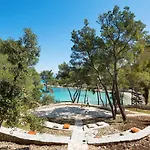 Villa Wonderful Brac 4 Bedrooms Sea Gem Private Infinity Pool
